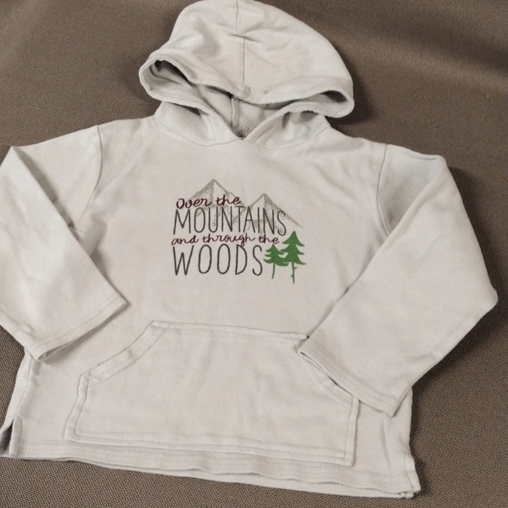 Yoga Sprout hoodie 4T